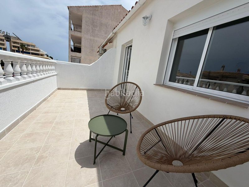 Foto d1ecdb66-5eed-400c-b9b6-d49662791596. Casa adossada amb piscina a Torreblanca Torrevieja