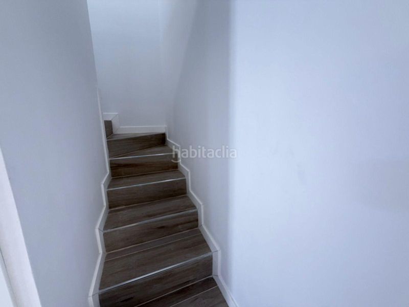 Foto d293c819-91e2-4960-a235-f163bdd69a3c. Casa adossada amb piscina a Torreblanca Torrevieja
