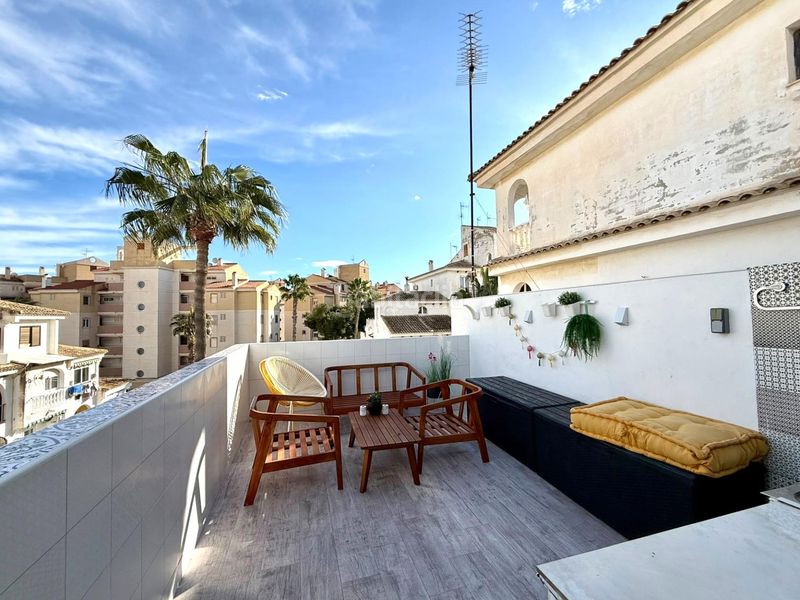 Foto a80748f4-9105-4568-bd92-3b398d383d67. Casa amb piscina a nueva Torrevieja Torrevieja