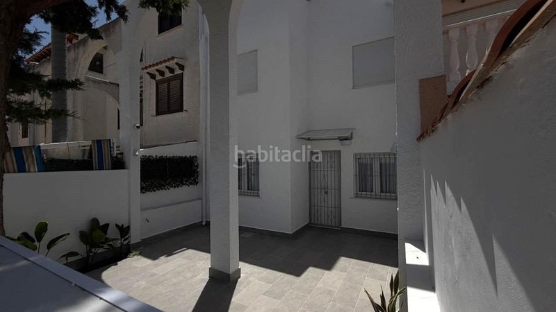 Foto eefec433-3d61-48a7-87bb-712b6c52bb00. Casa adossada a nueva Torrevieja Torrevieja