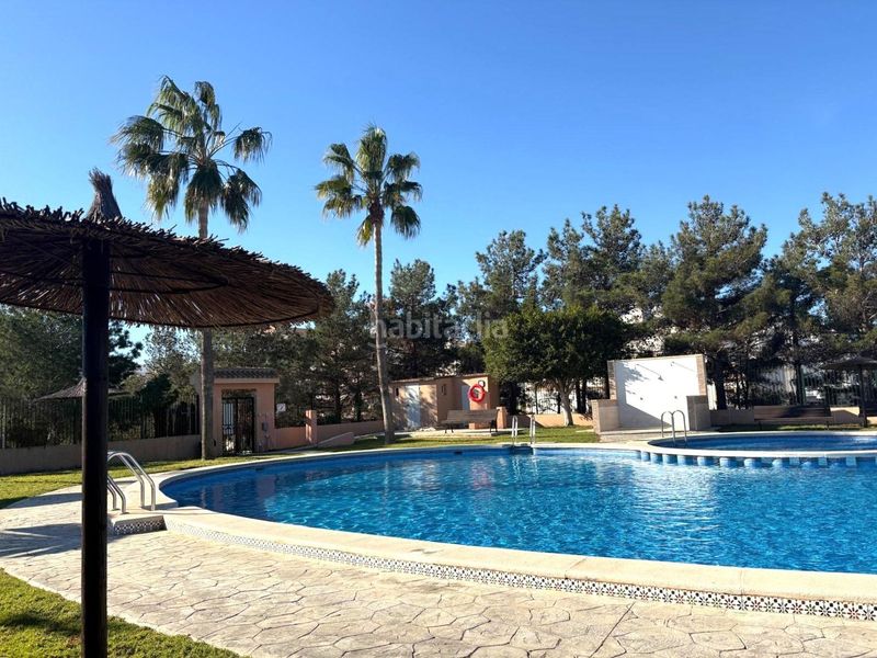 Foto 5904e266-26cd-4094-9681-667bdc018da7. Casa amb aparcament piscina a La Florida Orihuela