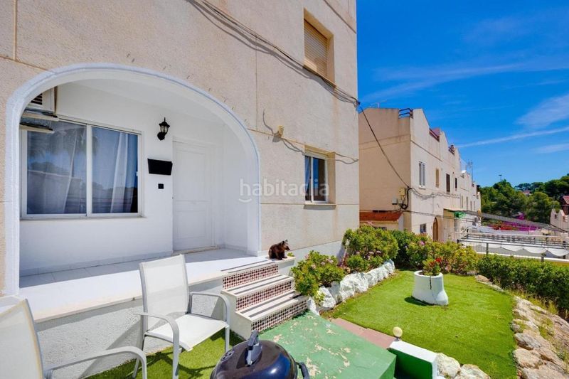 Foto 1dda59a9-32b7-47dd-884e-ec8132527067. Casa amb piscina a Los Balcones-Los Altos Torrevieja