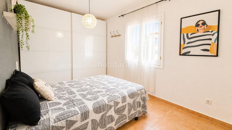 Foto 641a403c-bc8b-4604-8868-18a0a402bd29. Apartament amb aparcament a Avenida Habaneras - Curva de Palangre Torrevieja