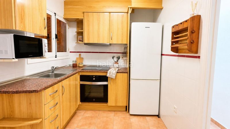 Foto f94db6ea-10a6-443d-932c-88d19a63baf8. Apartament amb aparcament a Avenida Habaneras - Curva de Palangre Torrevieja