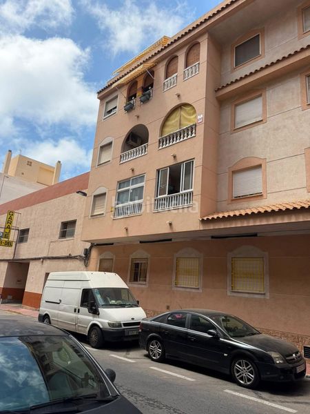 Foto eee73460-3dd0-46c7-9e63-2beb7ad47d29. Estudi a El Molino Torrevieja