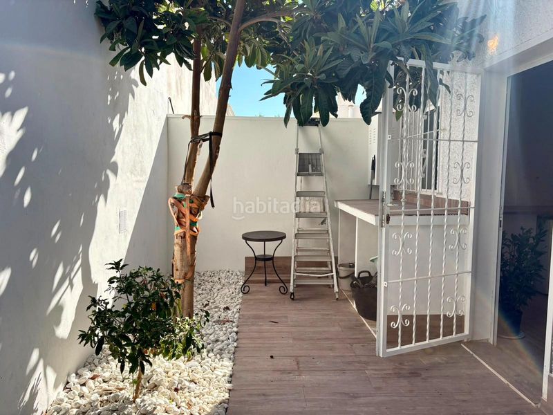 Foto b080f2e1-50da-4738-b139-ad97b5cd7a54. Casa adossada a La Florida Orihuela