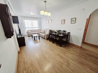 Appartement  Calle paz la. Apartamento de tres dormitorios y dos banos