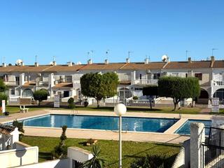 Maison jumelée à Zona Playa de los Locos. Adosado de 4 habitaciones en calas blancas