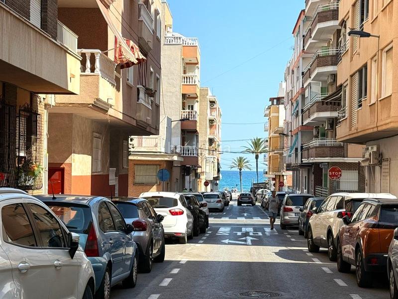 Foto b6fbbb8d-a4d0-4ffb-9c40-1a5203bbd65c. Piccolo appartamento in Las Piscinas Naturales Torrevieja