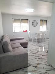 Appartement à Juan XXIII. Acogedor apartamento de 3 dormitorios en alicante
