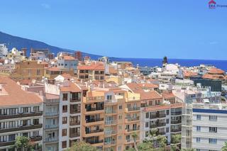 Apartament  Avenida venezuela - puerto de la cruz. Dos apartamentos en puerto de la cruz