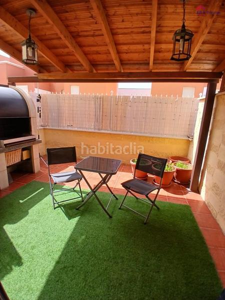 Foto 4f3ab4f4-9405-4aed-85f7-aef73289d5e4. Casa adossada amb aparcament a Llano del Camello San Miguel de Abona