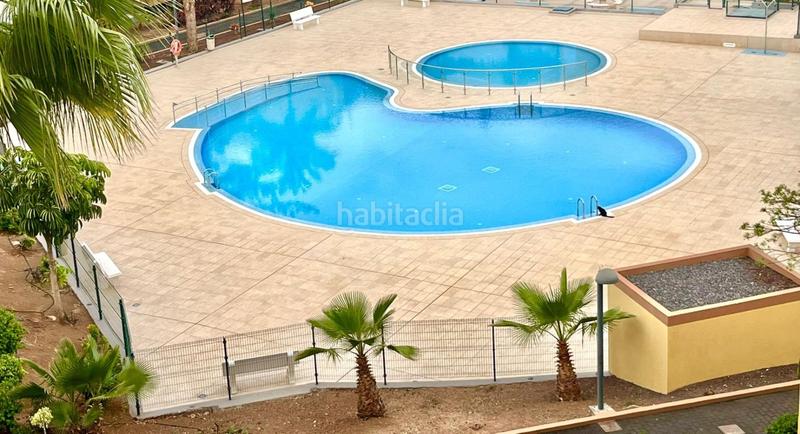 Foto 77091a91-1af5-42ef-98dd-f399186ee66c. Àtic amb piscina a Los Cristianos Arona