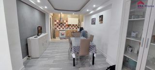 Apartment en Los Cristianos. Piso  en los cristianos con piscina