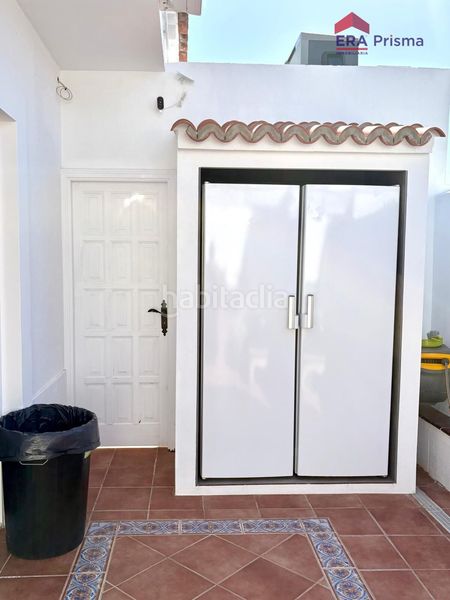 Foto b4ab6fe8-2209-4321-9e57-1ec98708df31. Xalet amb aparcament piscina a Costa del Silencio Arona