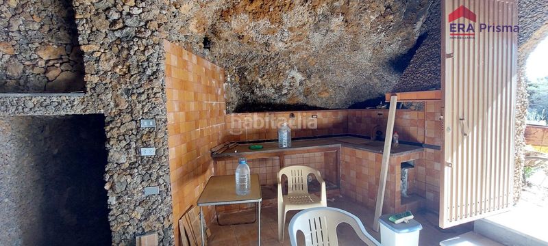 Foto 2953f73f-d81b-4695-89bc-8eb3c3e6b135. Finca rústica terreno con cuevas en Araya Candelaria