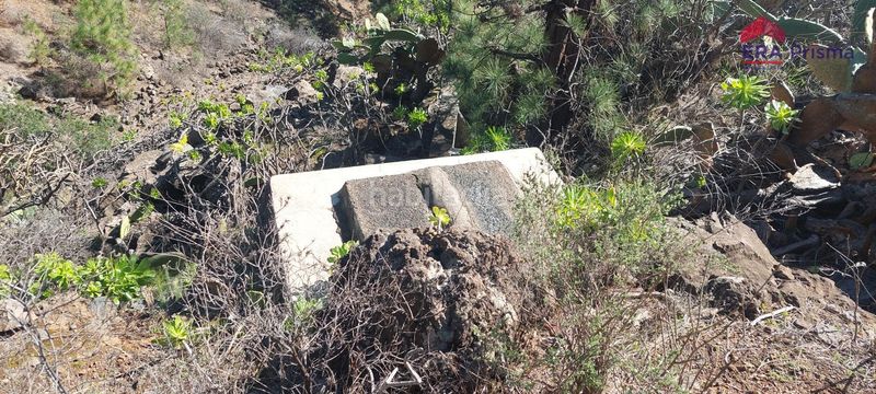 Foto f8dbe517-4cd9-4799-8276-e8158aa0a917. Finca rústica terreno con cuevas en Araya Candelaria