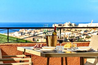 Apartment en Playa Fa�ab� Alto. Apartamento con amplia terraza en torviscas  costa adeje