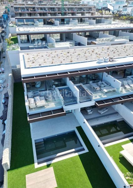 Foto d9d008a4-2061-4e59-81f7-4290c3594a4b. Xalet amb aparcament a Callao Salvaje - Playa Paraíso Adeje