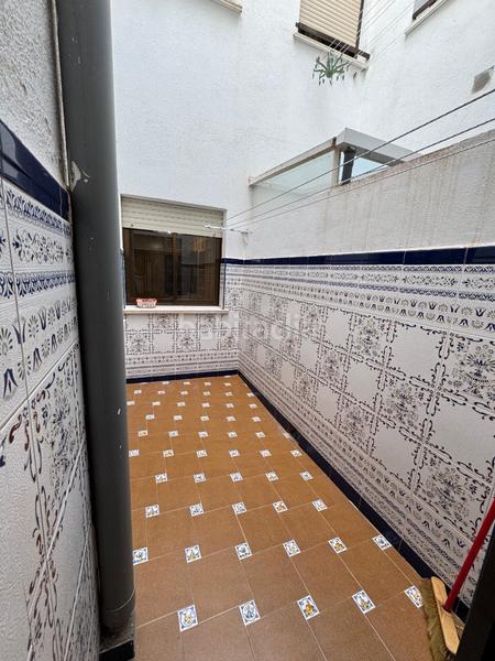 Foto 05b10318-8667-4848-9c45-d2d420c21532. Flat in calle almendros aguilar 41 in Ctra. Circunvalación - La Magdalena Jaén