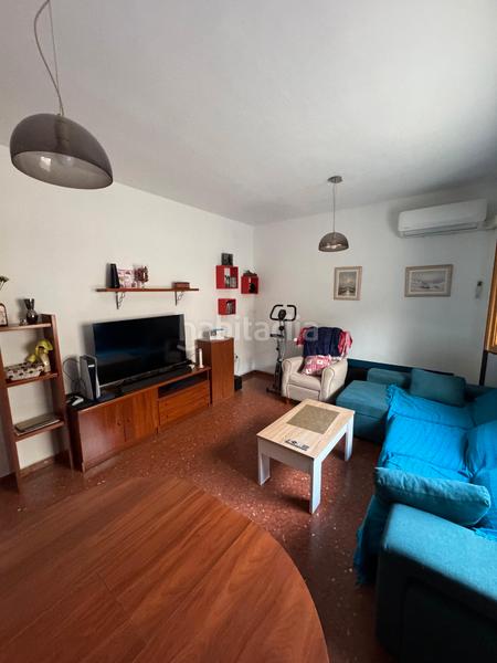 Foto c6fe8490-4033-4625-bbf0-41faaece3422. Flat in calle almendros aguilar 41 in Ctra. Circunvalación - La Magdalena Jaén