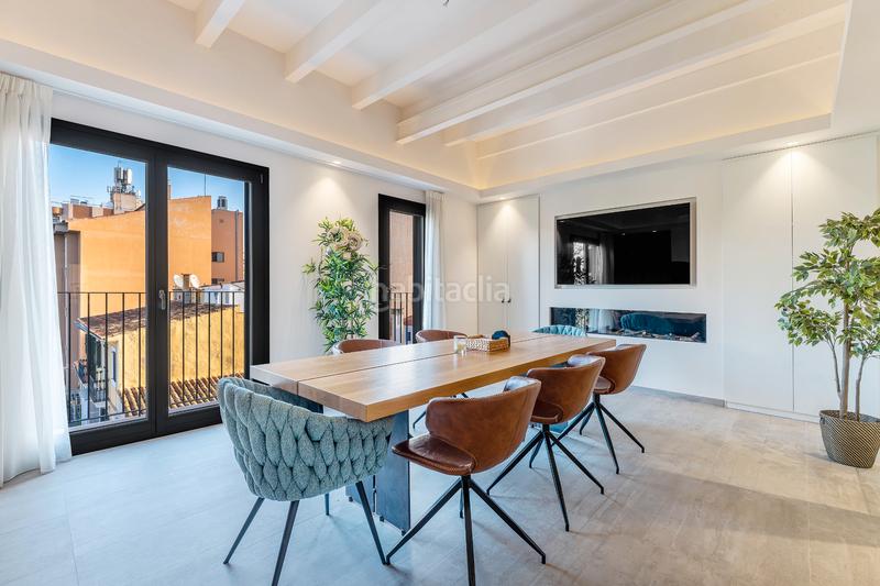 Foto b91a48dc-900f-4af2-b7ba-9dd1419cd463. House with fireplace heating parking in Santa Catalina Palma de Mallorca