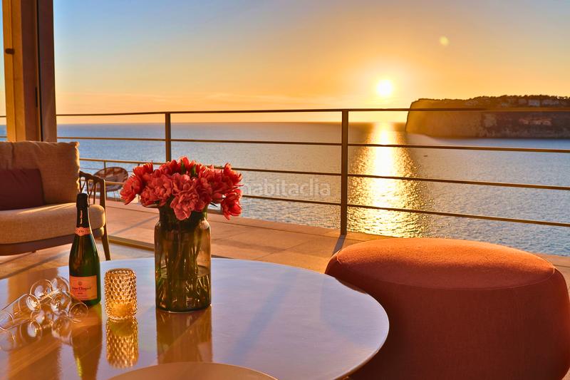 Foto 8a827ec0-a6b2-4cfd-be1b-e2520900bb03. Casa sunset villa in first sea line in cala llamp - puerto en Andratx