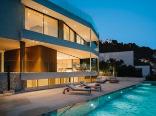 Chalet in Son Vida. Exclusive luxury villa with sea views, spa & infinity pool