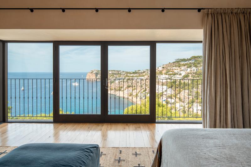 Foto 293807a6-cfb9-46ee-afb8-e7ea63ece841. Chalet avec cheminée chauffage parking piscine dans Andratx