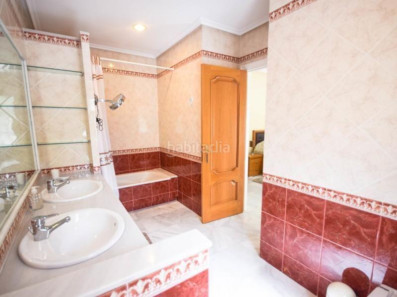 Foto 1a913310-b94e-4e69-b10f-a48c8e74e555. Chalet mit heizung pool in Marbesa Marbella