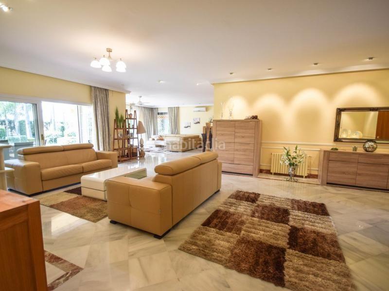 Foto 34e8b4fc-adbc-46ed-bea0-28c2f3da6565. Chalet mit heizung pool in Marbesa Marbella