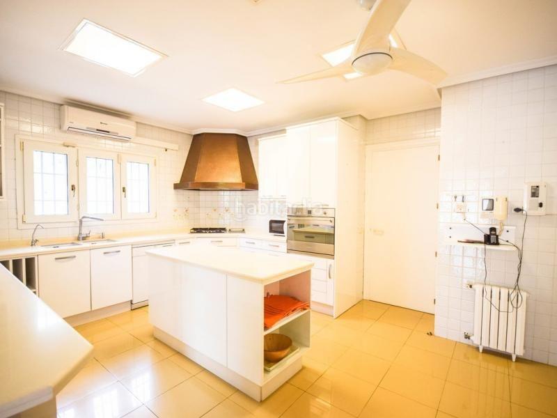 Foto 719abc93-7490-4253-8828-75e8422a1291. Chalet mit heizung pool in Marbesa Marbella