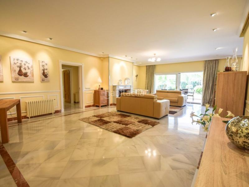 Foto 71ce2fc6-67cc-4960-b91d-27a5610ca438. Chalet mit heizung pool in Marbesa Marbella