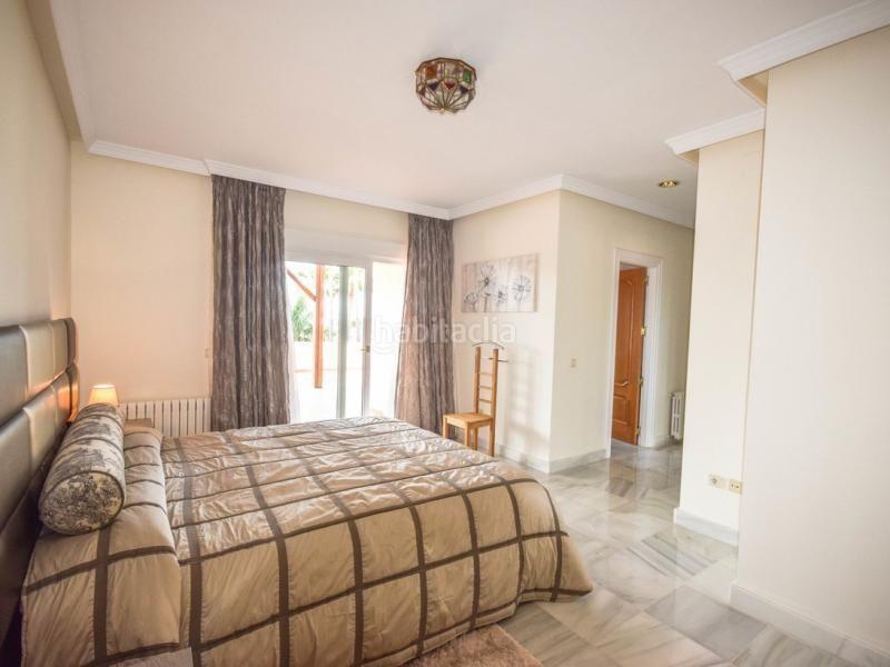 Foto 8307ee84-975b-4bd4-985f-1e23de186673. Chalet mit heizung pool in Marbesa Marbella