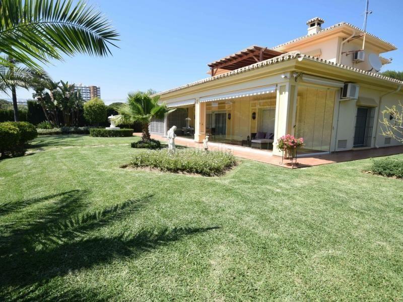 Foto f376cf4a-a4de-45f3-b65d-7a10dda391e3. Chalet mit heizung pool in Marbesa Marbella