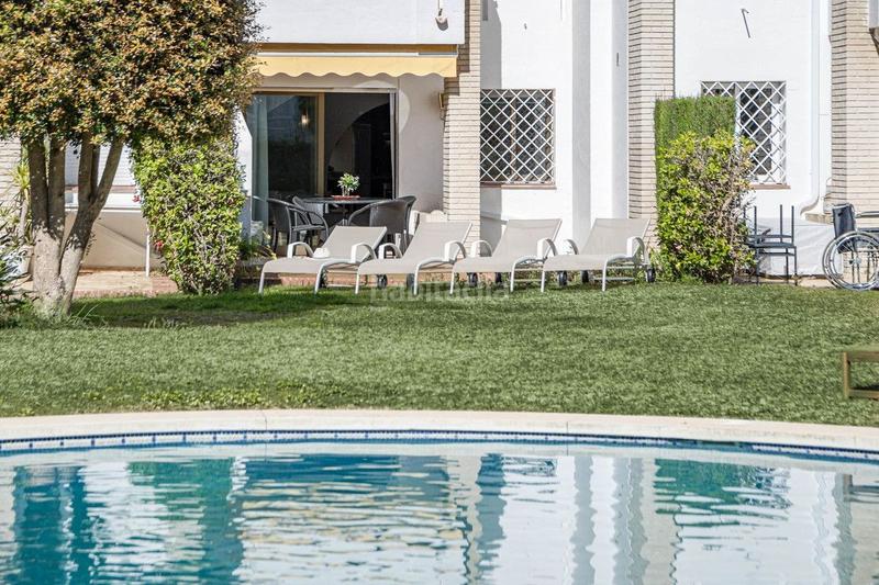 Foto 590ce4f1-aecf-47a2-9253-a02ada22d1e4. Lloguer casa adossada amb calefacció piscina a Las Brisas Marbella