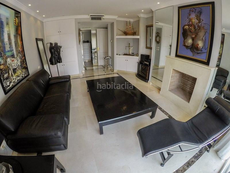 Foto 138c77e2-a960-4f12-9fcb-2aabcd26b132. Chalet mit heizung pool in Sierra Blanca Marbella