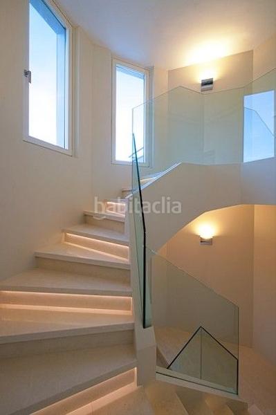 Foto a2c0d85a-3443-47c3-919a-8c7cf259f8f6. Chalet with heating pool in La Zagaleta Benahavís