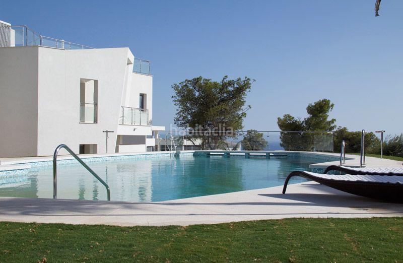 Foto 3cc6831f-8b11-46be-b071-4687eb0e23a2. Chalet espectaculares villas de lujo de obra nueva en Marbella