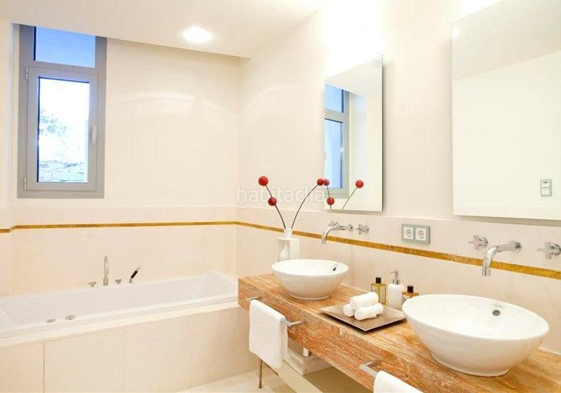 Foto 4987afd6-0899-4a03-a584-0752e63c19e2. Chalet espectaculares villas de lujo de obra nueva en Marbella