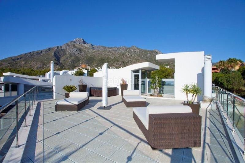 Foto d3e3e69c-3b89-48fe-9549-986ba184f600. Chalet espectaculares villas de lujo de obra nueva en Marbella