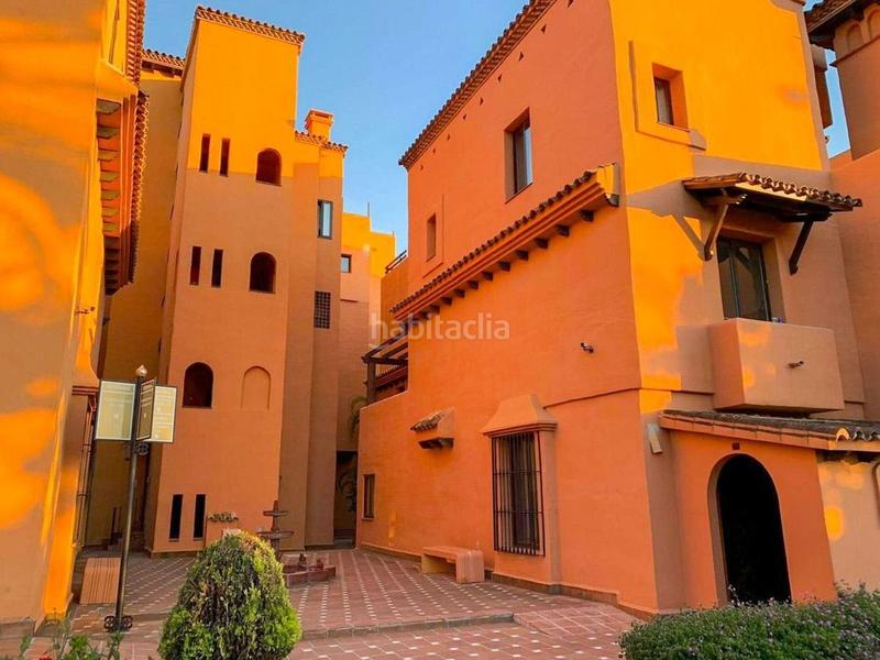 Foto b3fd2dbf-dfbf-4736-861a-2c9bff384176. Alquiler apartamento estupendo apartamento en cancelada, en Estepona