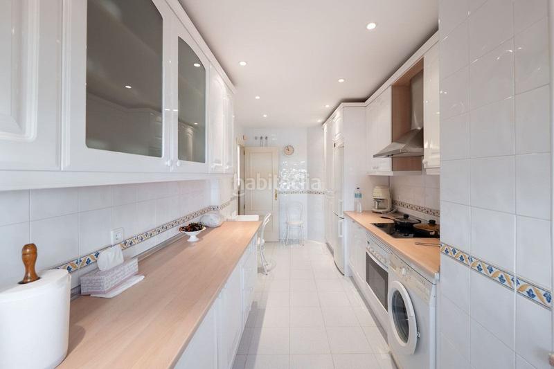 Foto 34664f23-9790-4a43-b32d-662341fb9e1d. Location appartement avec chauffage piscine dans Bel - Air Estepona