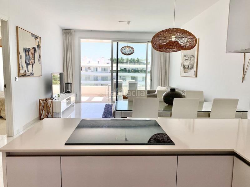 Foto 1c48924a-068f-46c2-8655-6ff4a02ddf2e. Location attique avec chauffage piscine dans Bel - Air Estepona