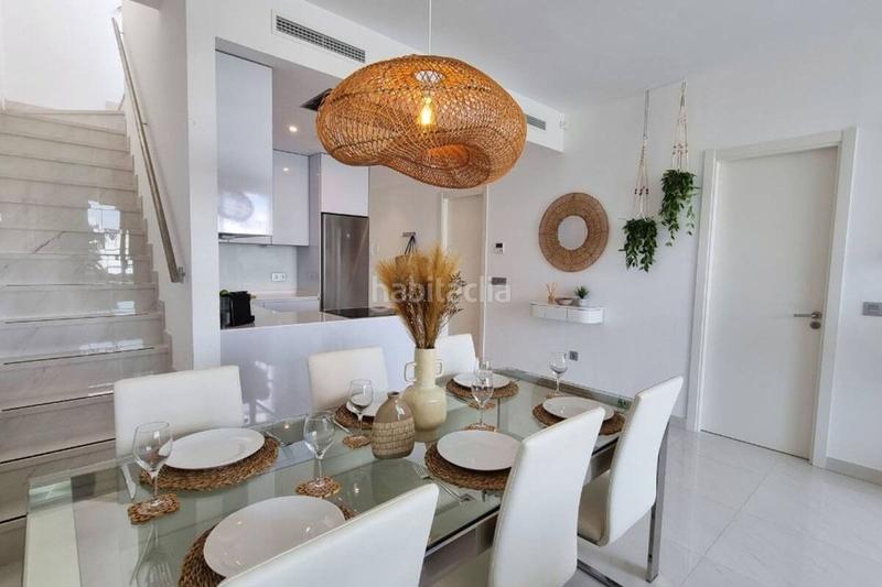 Foto 176ba28f-2f65-459e-8c23-9c3b97fc366e. Rent penthouse with heating pool in Bel - Air Estepona