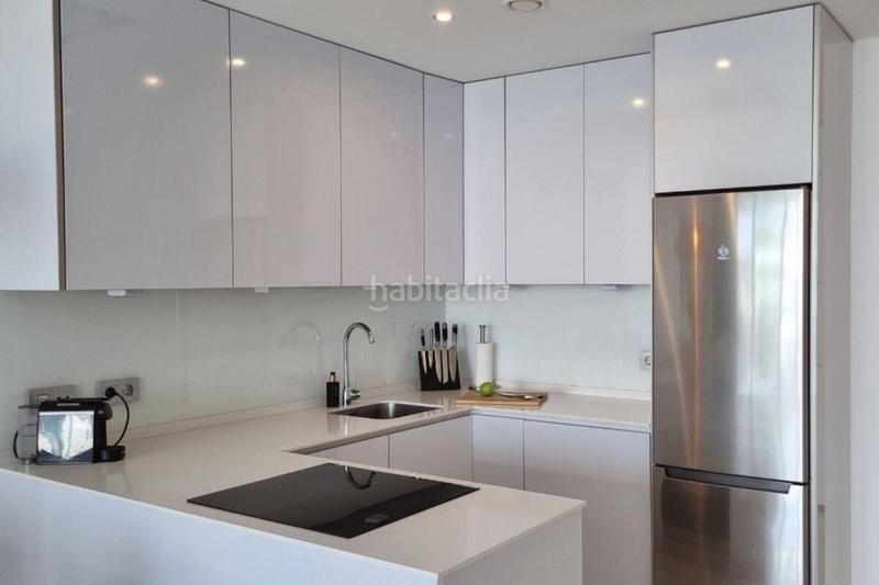Foto ead56955-6e73-43c9-a6ef-dac1ffdec0a1. Rent penthouse with heating pool in Bel - Air Estepona