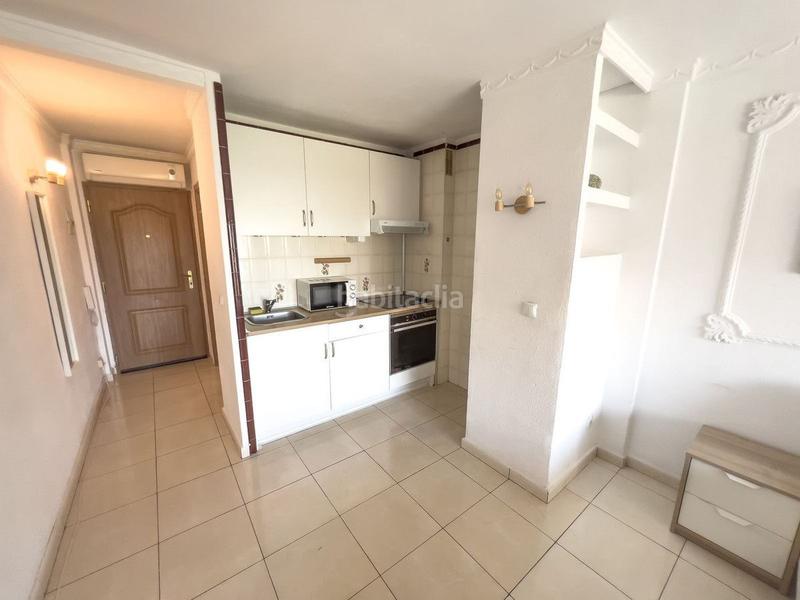 Foto a1c6a2f8-59c3-4d47-9e8c-fc7356921eef. Estudio estupendo estudio en Calahonda, costa en Mijas