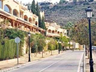 Location Appartement à Alto de los Monteros. Estupendo apartamento en elviria, marbella