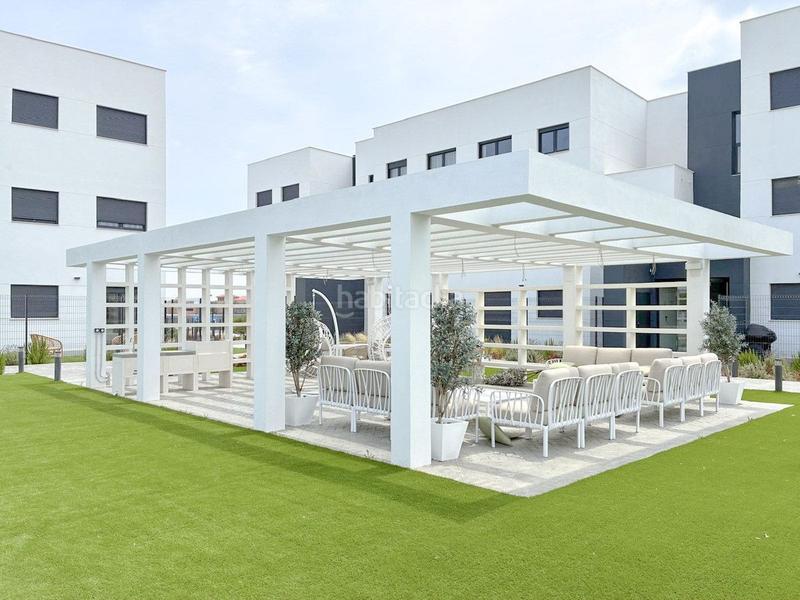 Foto 085b0d13-1194-4705-b069-237a71c192fa. Miete appartement mit heizung pool in Bahía Dorada Estepona