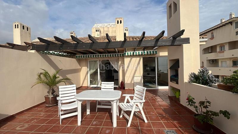 Foto a955e229-b2f0-4b20-9bc5-d4f0bb2f93fd. Alquiler ático estupendo ático en Seghers Estepona